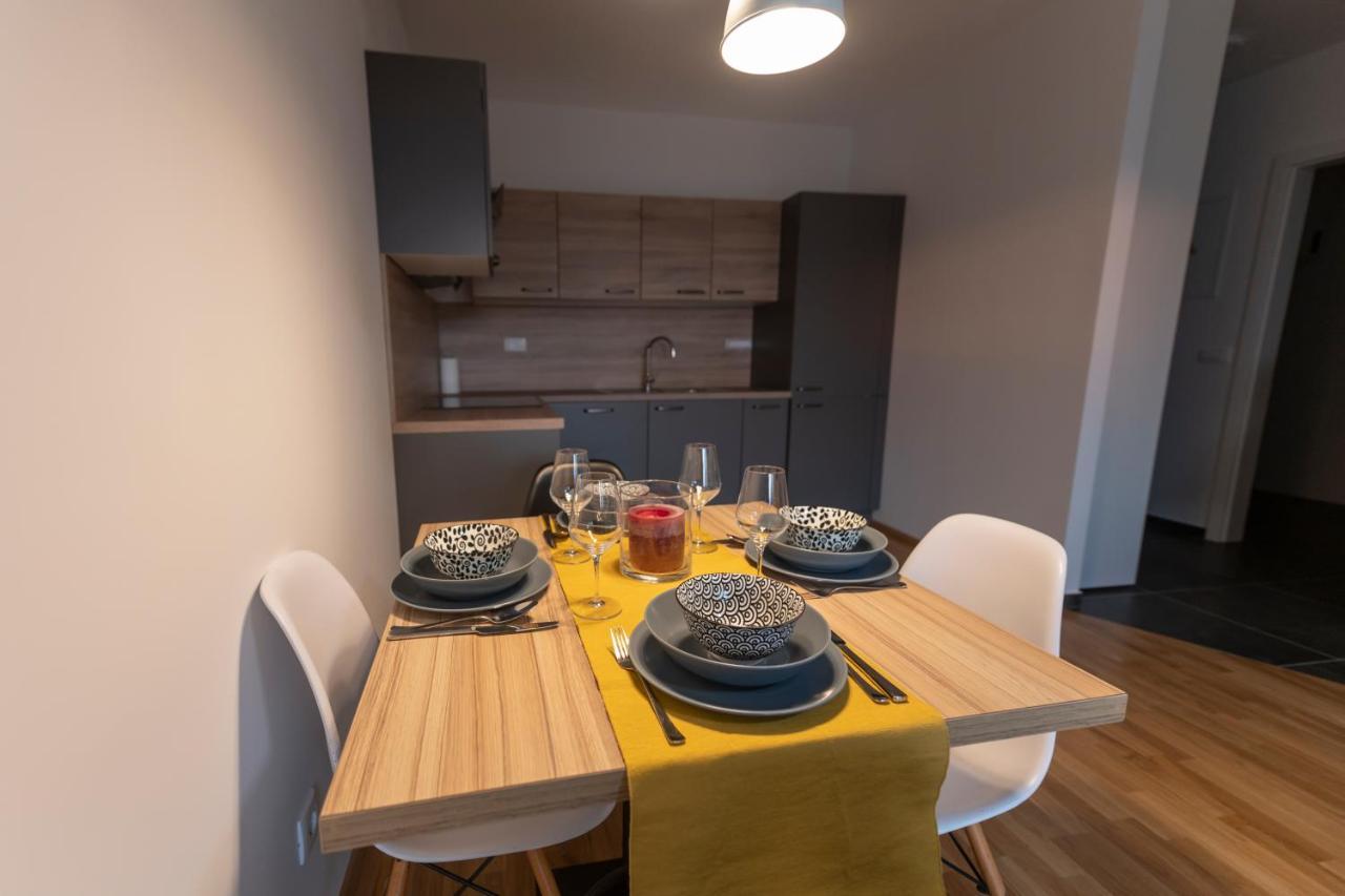 Lasiesta Apartment